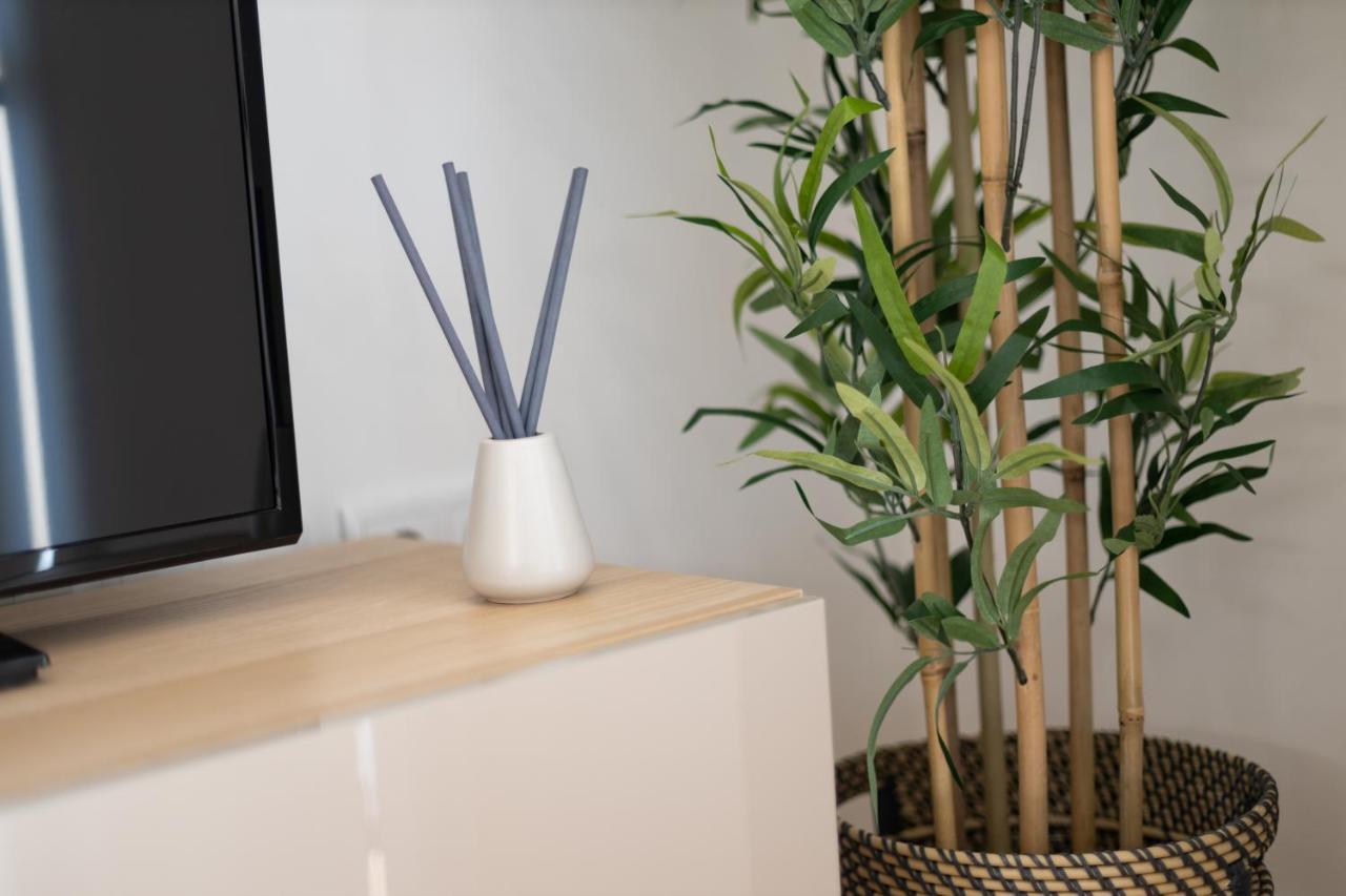 Sweet Flat 4Two In City Center, Balcony & Air Conditioning Porto Eksteriør bilde
